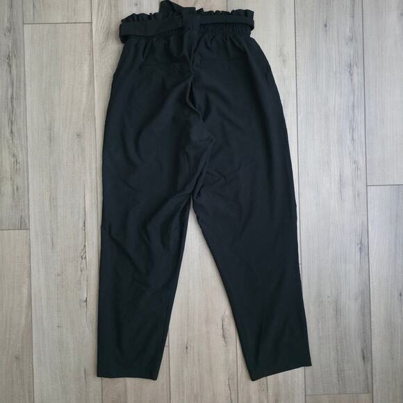 Albion Jetsetter Paperbag Bow Belt Crop Black Pants Women Sz M - Picture 5 of 10